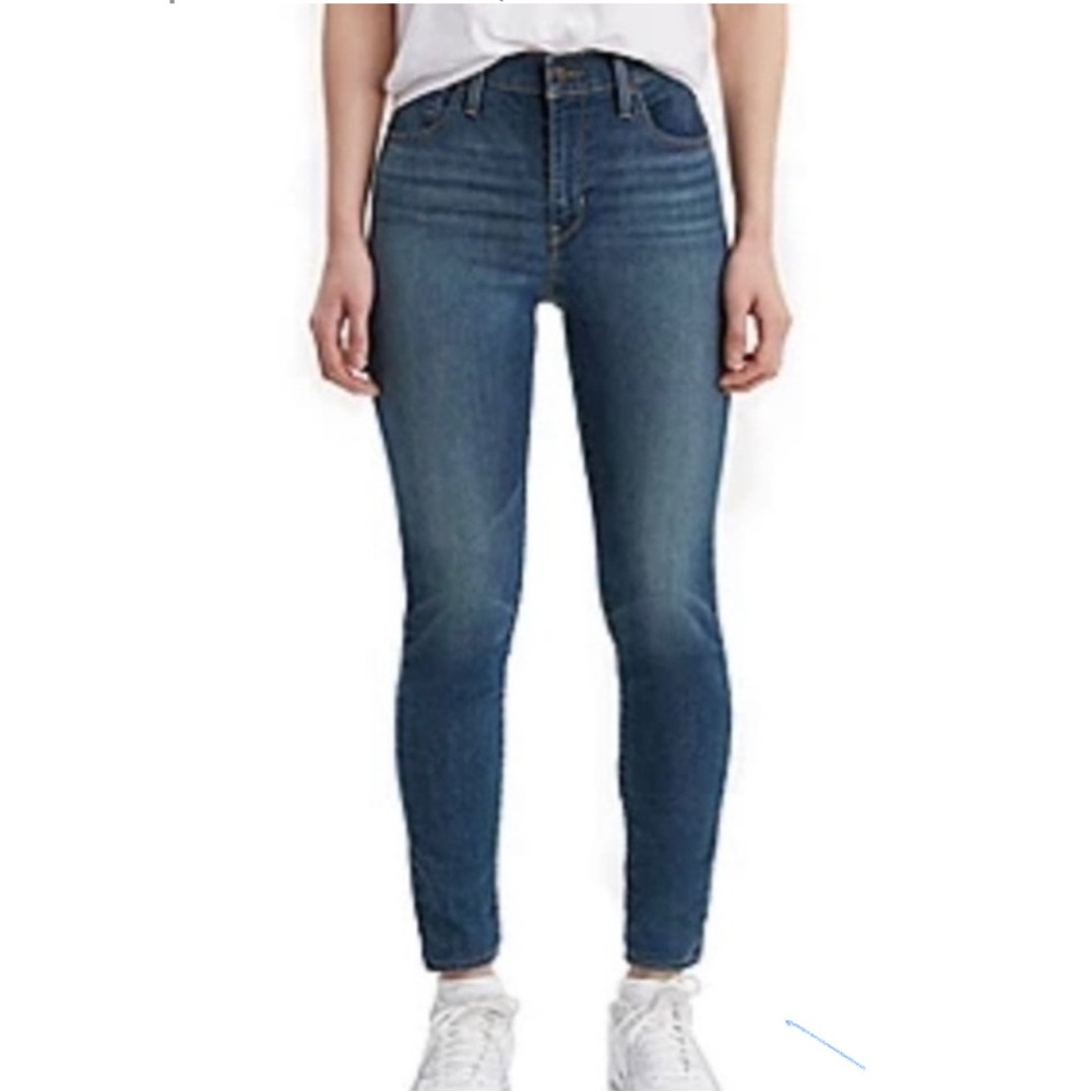 Levi’s 720 High Rise Super Skinny Jeans 27